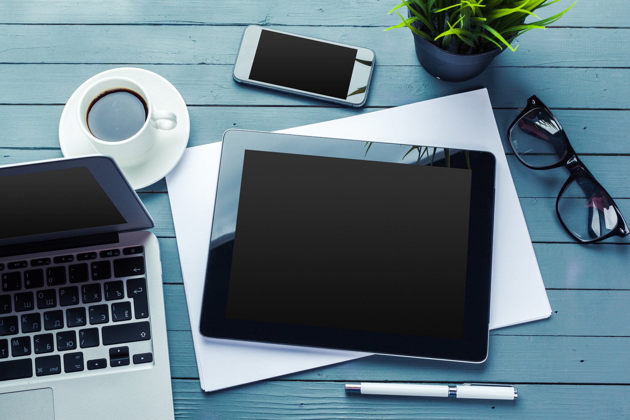 Устранение недостатков товаров или услуг в Афипском. Помощь юриста.